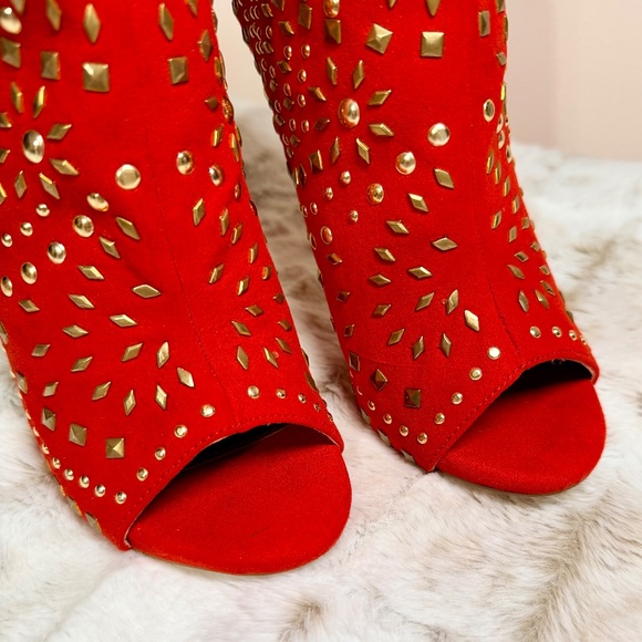 Liliana Stunning Red Gold Studded 4.75" High Heel Ankle Boot - Picture 4 of 14